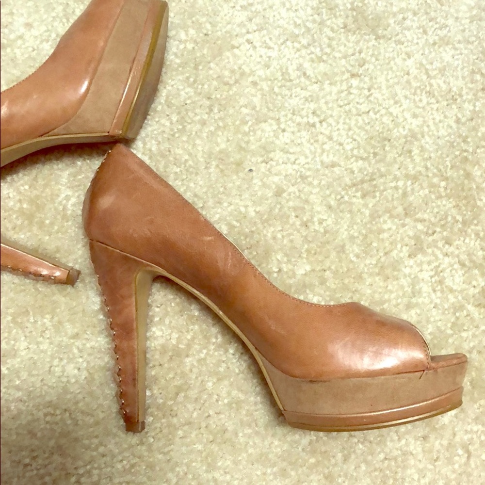High heel shoes